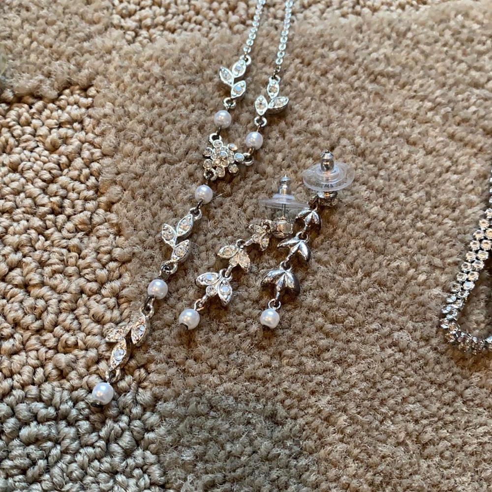 Rhinestone jewelry